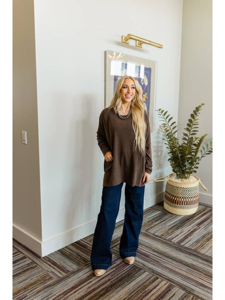 Andree, Top,Weekend Pocket Tee