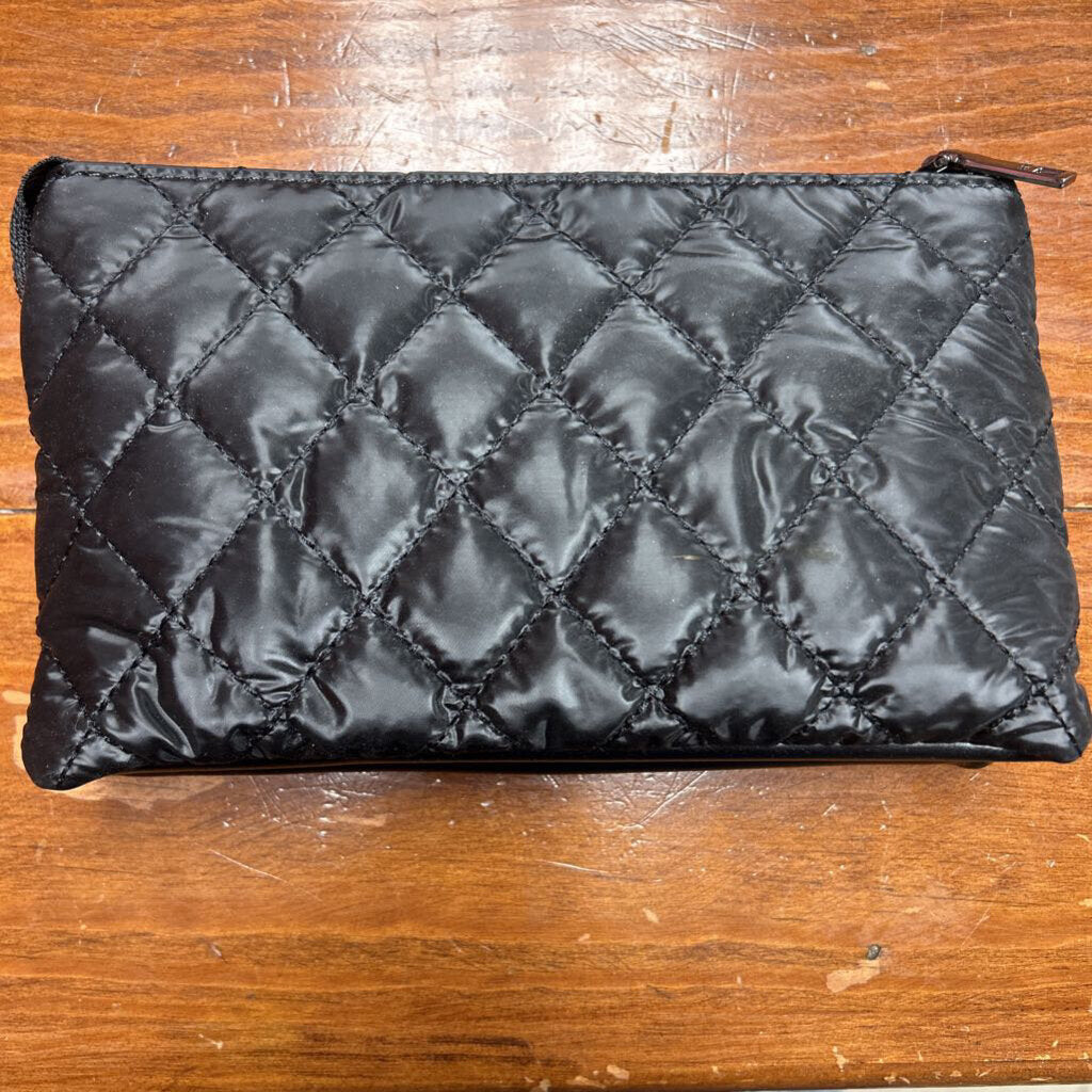 JEN & CO, Bags,Riley Puffer Crossbody Wristlet,Black