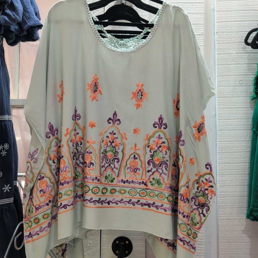 easel, Top,Embroidered Poncho Tunic,Sage,S