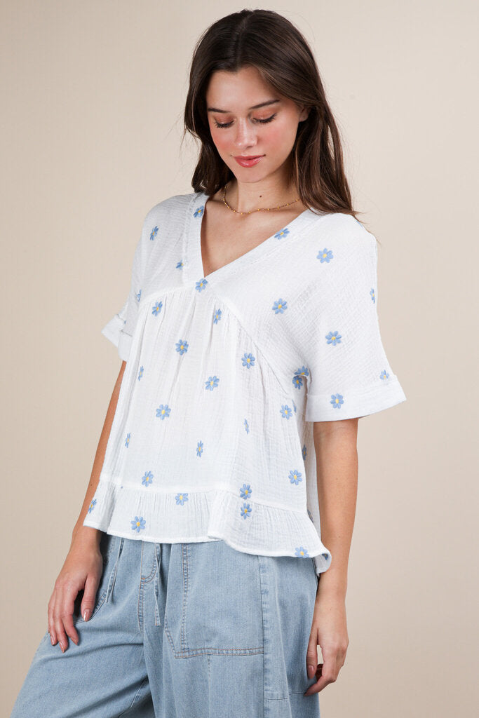 Very J, Top,Flower Embroidered Woven Top