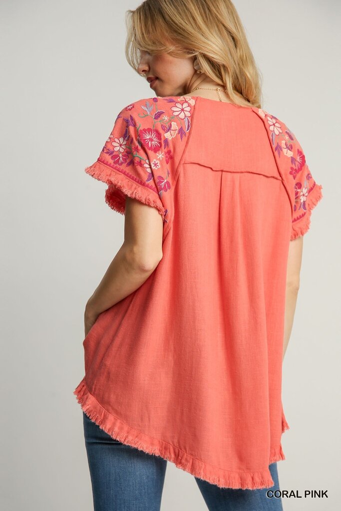 UMGEE, Top,Linen Hi-Lo w/Embroidered SL