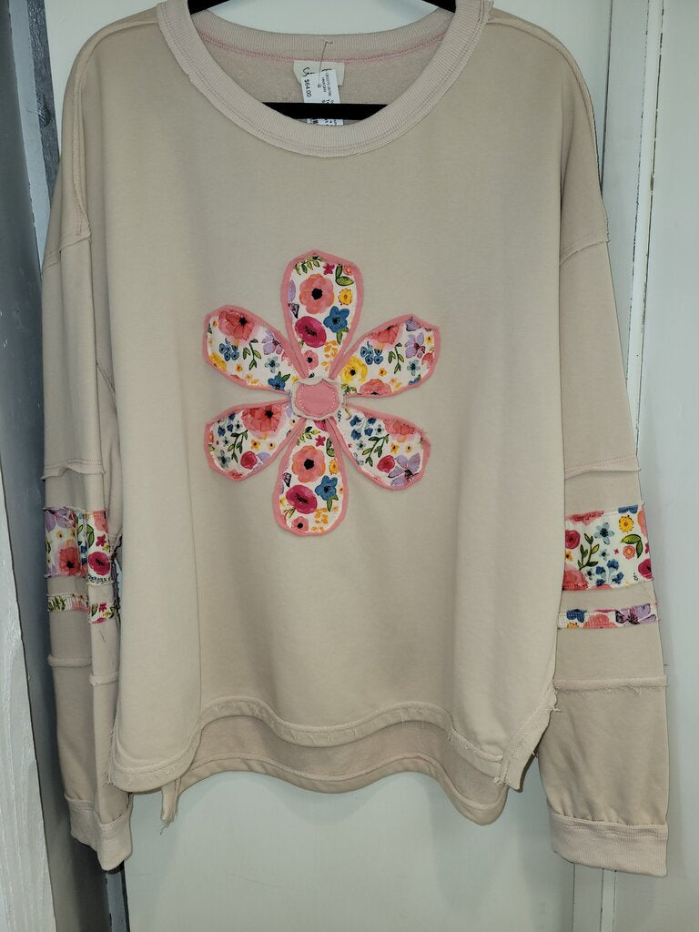 Sage + Fig, Top,Daisy Patch Sweatshirt,Oatmeal,L