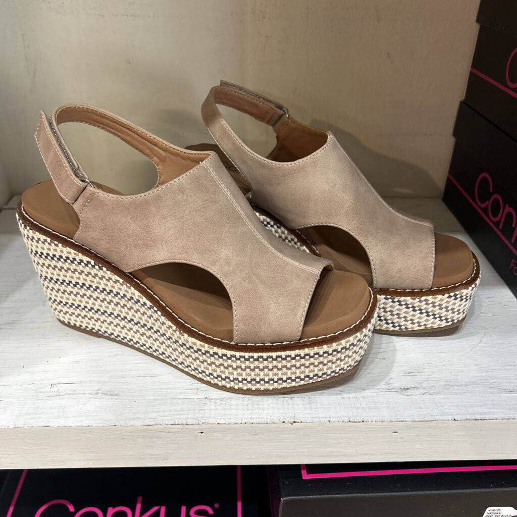 Corkys, Shoes,Freddie Wedge,Camel,9
