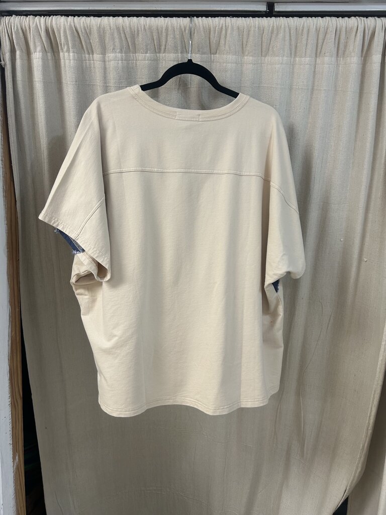 easel, Top,S/S Heart Patch