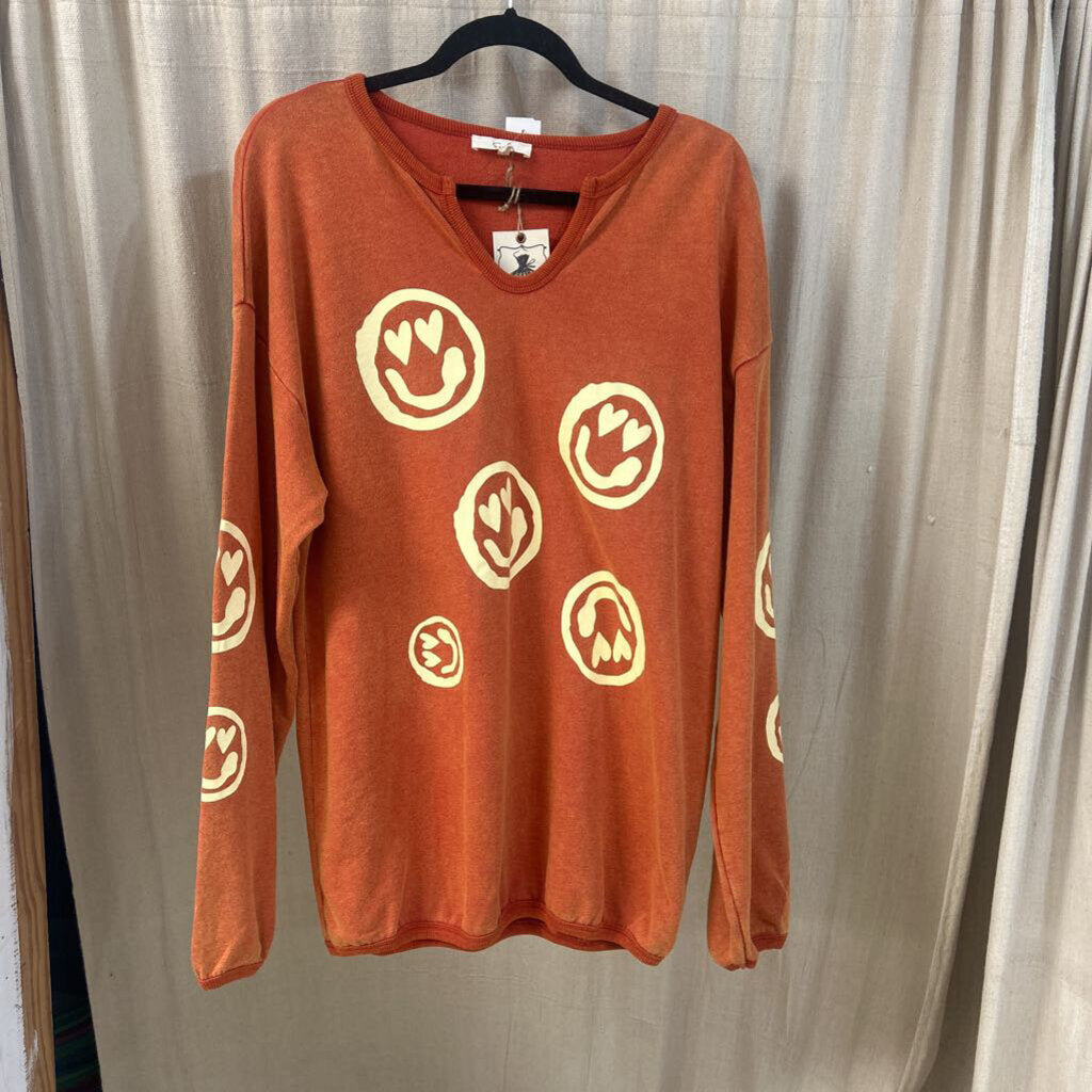 easel, Top,Smiley Face Printed Washed Terry