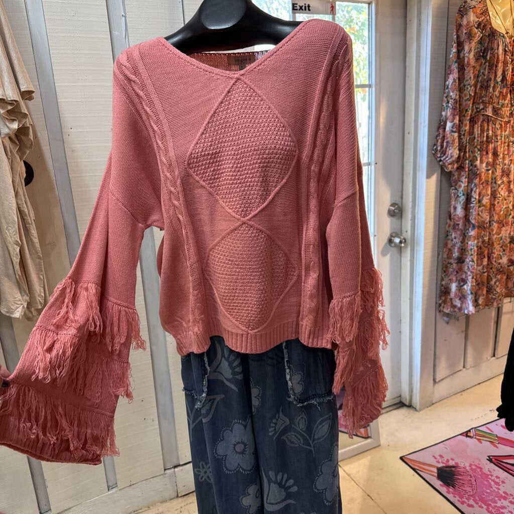 UMGEE, Sweater,V Neck Cable Knit Fringe Trim