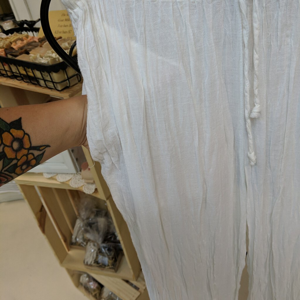 URBAN MANGOZ, Pants,Bali Blu White Crinkle Pants,WHITE,Variety