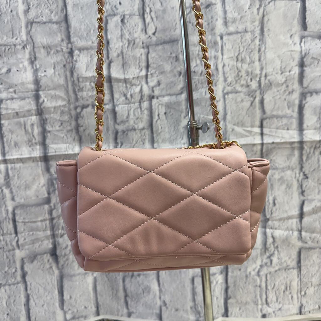 JEN & CO, Bags,Quilted Crossbody w/Chain Strap,Pink